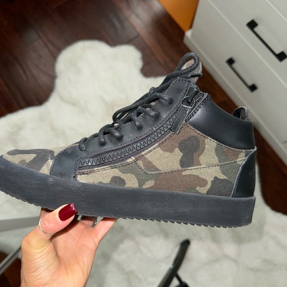 Men’s Giuseppe zanotti shoe